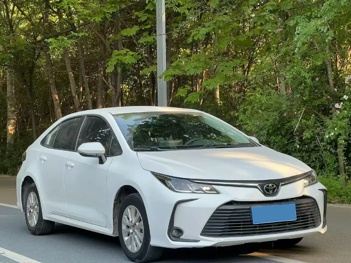 2022 Toyota Corolla 1.2T 116HP L4 CVT,autocango,china used car exporter,china ev exporter,chinese used car exporter,chinese used ev exporter