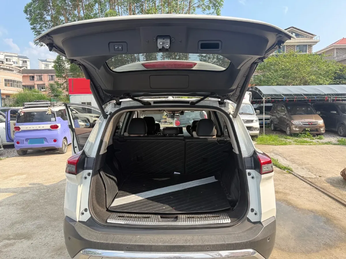 2023 Nissan X-Trail 1.5T 144HP L3 Hybrid,autocango,china used car exporter,china ev exporter,chinese used car exporter,chinese used ev exporter