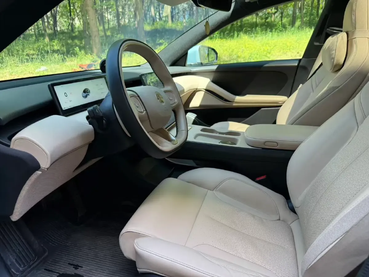 2022 JunTian HeiWuShi Youth 2.0T 203HP L4 6AT,autocango,china used car exporter,china ev exporter,chinese used car exporter,chinese used ev exporter