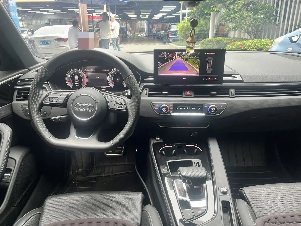 2024 Audi A4L 2.0T 190HP L4 7DCT,autocango,china used car exporter,china ev exporter,chinese used car exporter,chinese used ev exporter