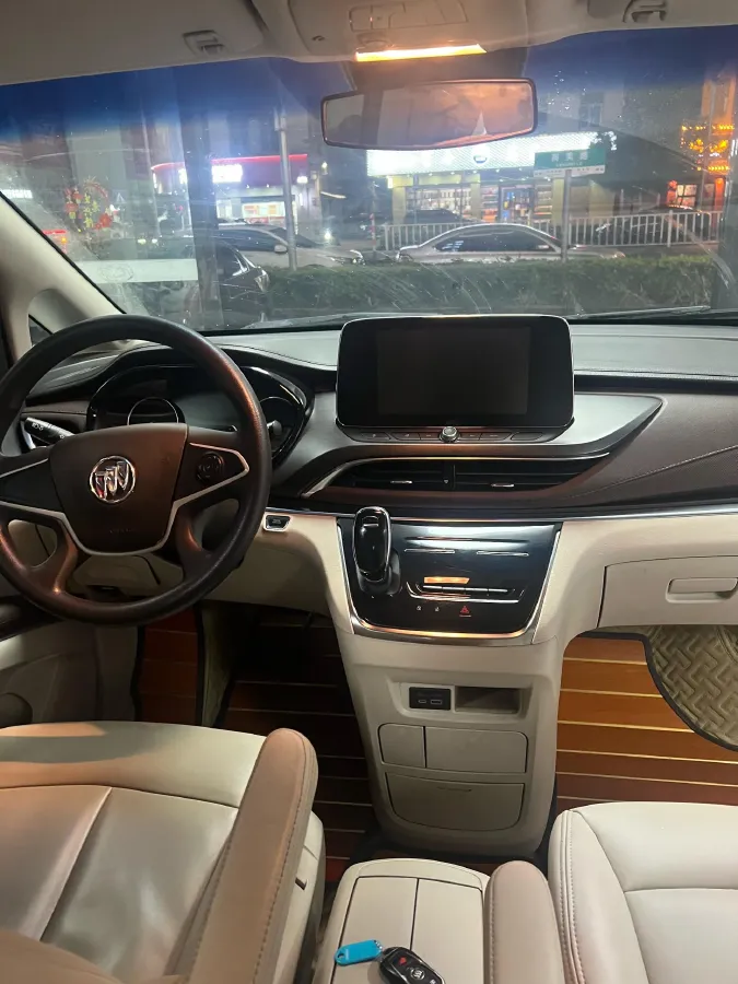 2022 Buick GL8 2.0T 237HP L4 9AT,autocango,china used car exporter,china ev exporter,chinese used car exporter,chinese used ev exporter