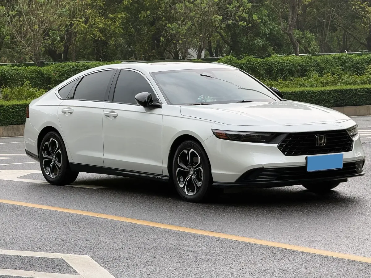 2023 Honda Accord 1.5T 192HP L4 CVT,autocango,china used car exporter,china ev exporter,chinese used car exporter,chinese used ev exporter