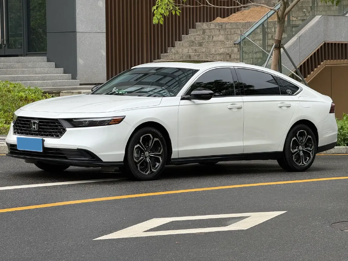 2023 Honda Accord 1.5T 192HP L4 CVT,autocango,china used car exporter,china ev exporter,chinese used car exporter,chinese used ev exporter