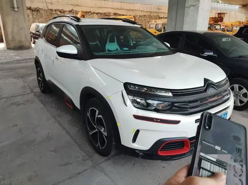 2019 Citroen C5 Aircross 1.6T 167HP L4 6AT,autocango,china used car exporter,china ev exporter,chinese used car exporter,chinese used ev exporter