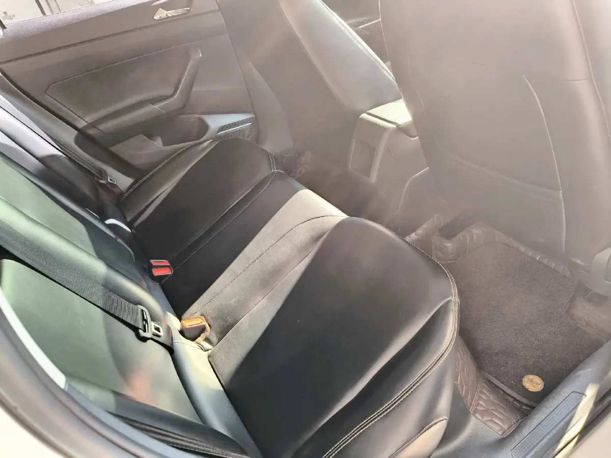 2023 Volkswagen Polo 1.5L 113HP L4 6AT,autocango,china used car exporter,china ev exporter,chinese used car exporter,chinese used ev exporter