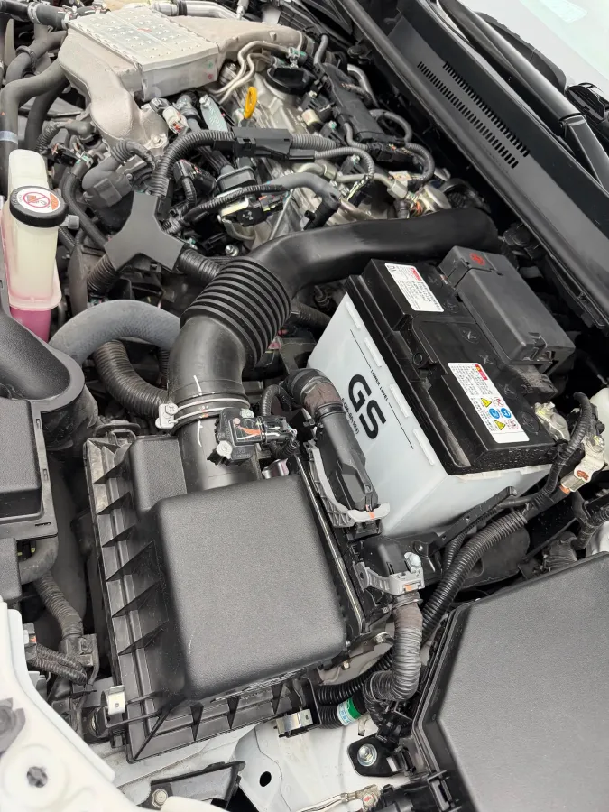 2021 Toyota Corolla 1.2T 116HP L4 CVT,autocango,china used car exporter,china ev exporter,chinese used car exporter,chinese used ev exporter