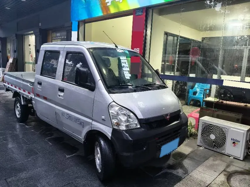 2019 WuLing RongGuang Mini Truck 1.5L 107HP L4 5MT,autocango,china used car exporter,china ev exporter,chinese used car exporter,chinese used ev exporter