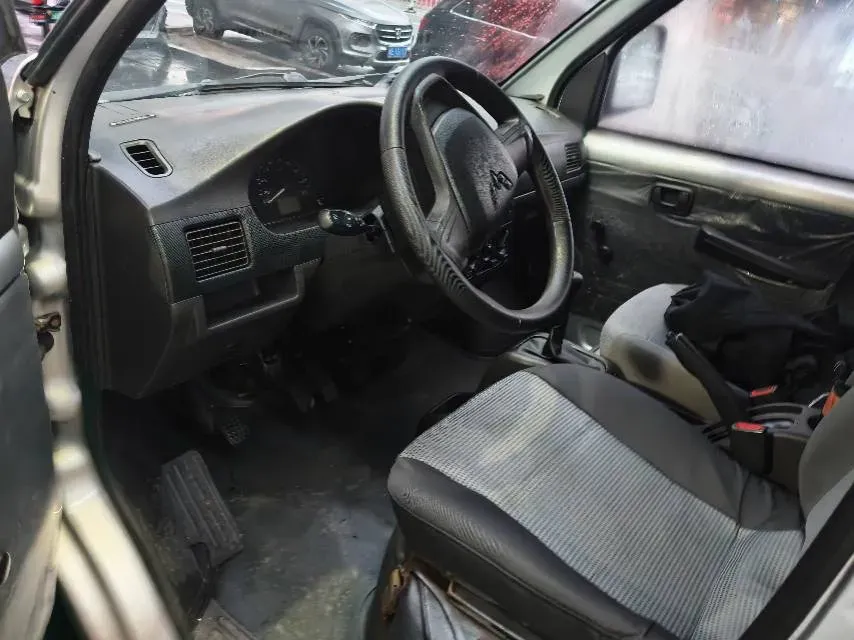 2019 WuLing RongGuang Mini Truck 1.5L 107HP L4 5MT,autocango,china used car exporter,china ev exporter,chinese used car exporter,chinese used ev exporter