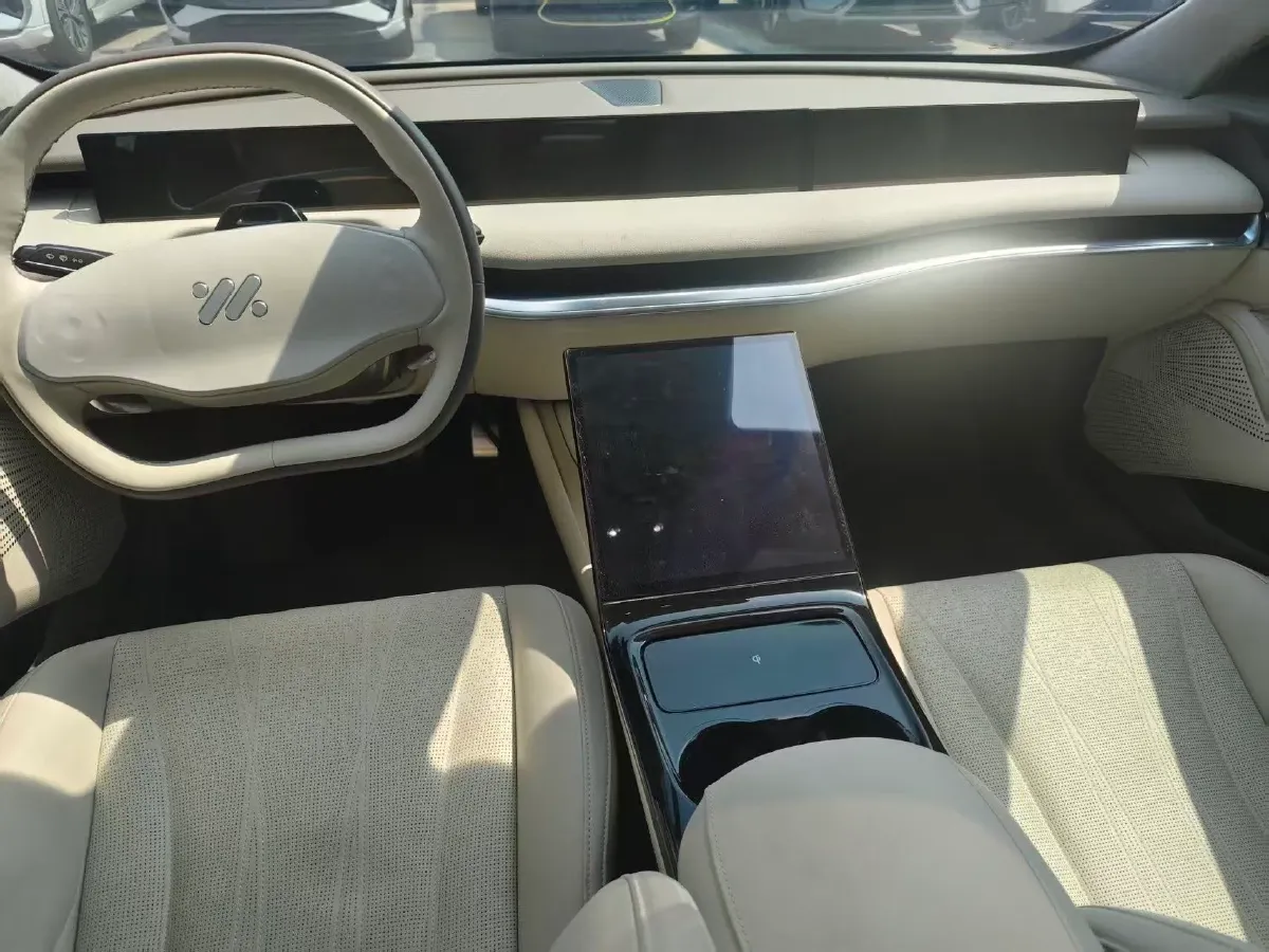 2022 IM L7 BEV 90KWH,autocango,china used car exporter,china ev exporter,chinese used car exporter,chinese used ev exporter