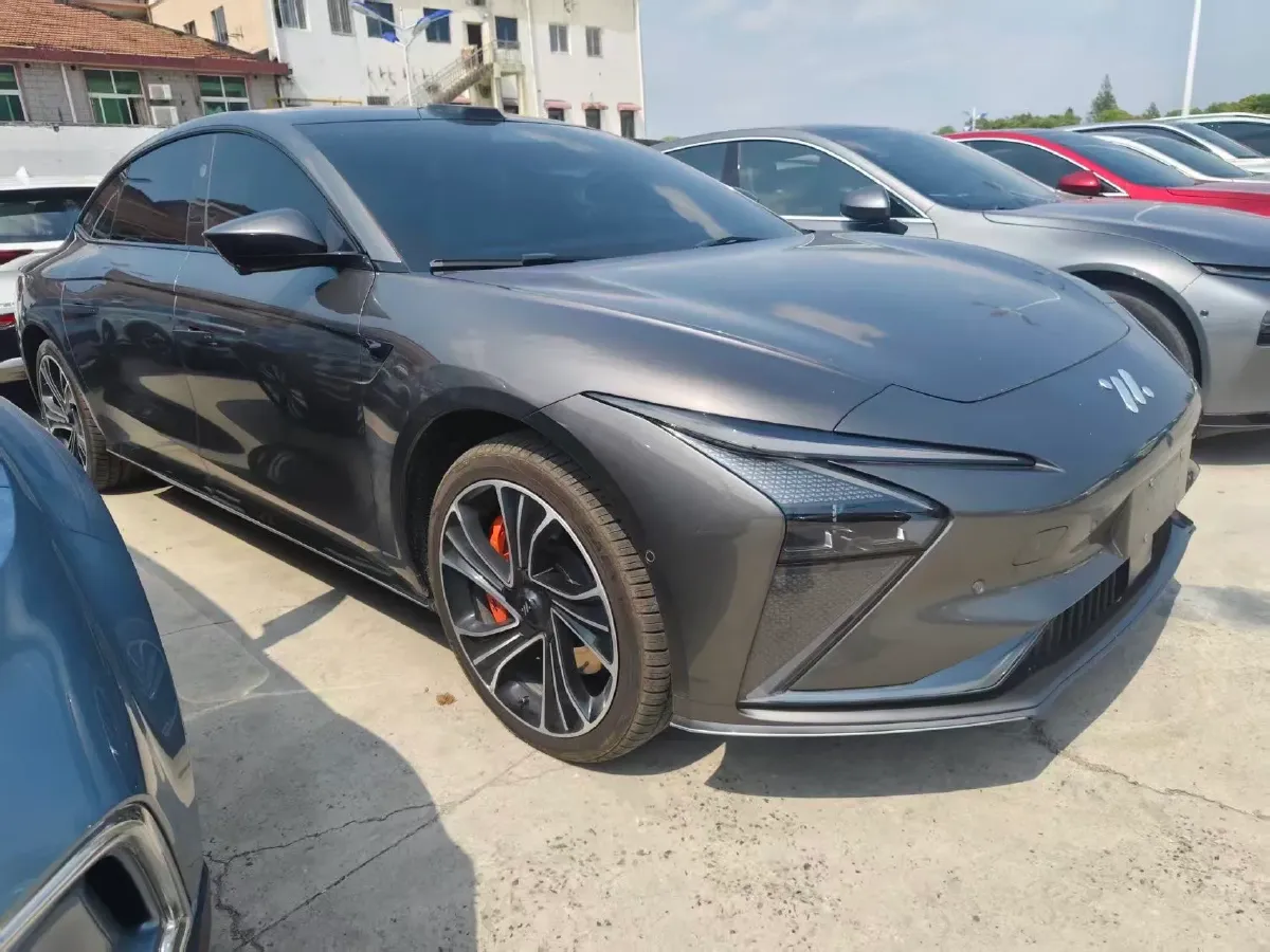 2022 IM L7 BEV 90KWH,autocango,china used car exporter,china ev exporter,chinese used car exporter,chinese used ev exporter
