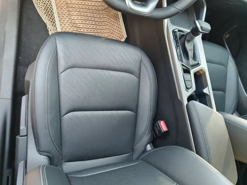 2023 Geely Emgrand 1.5L 127HP L4 CVT,autocango,china used car exporter,china ev exporter,chinese used car exporter,chinese used ev exporter