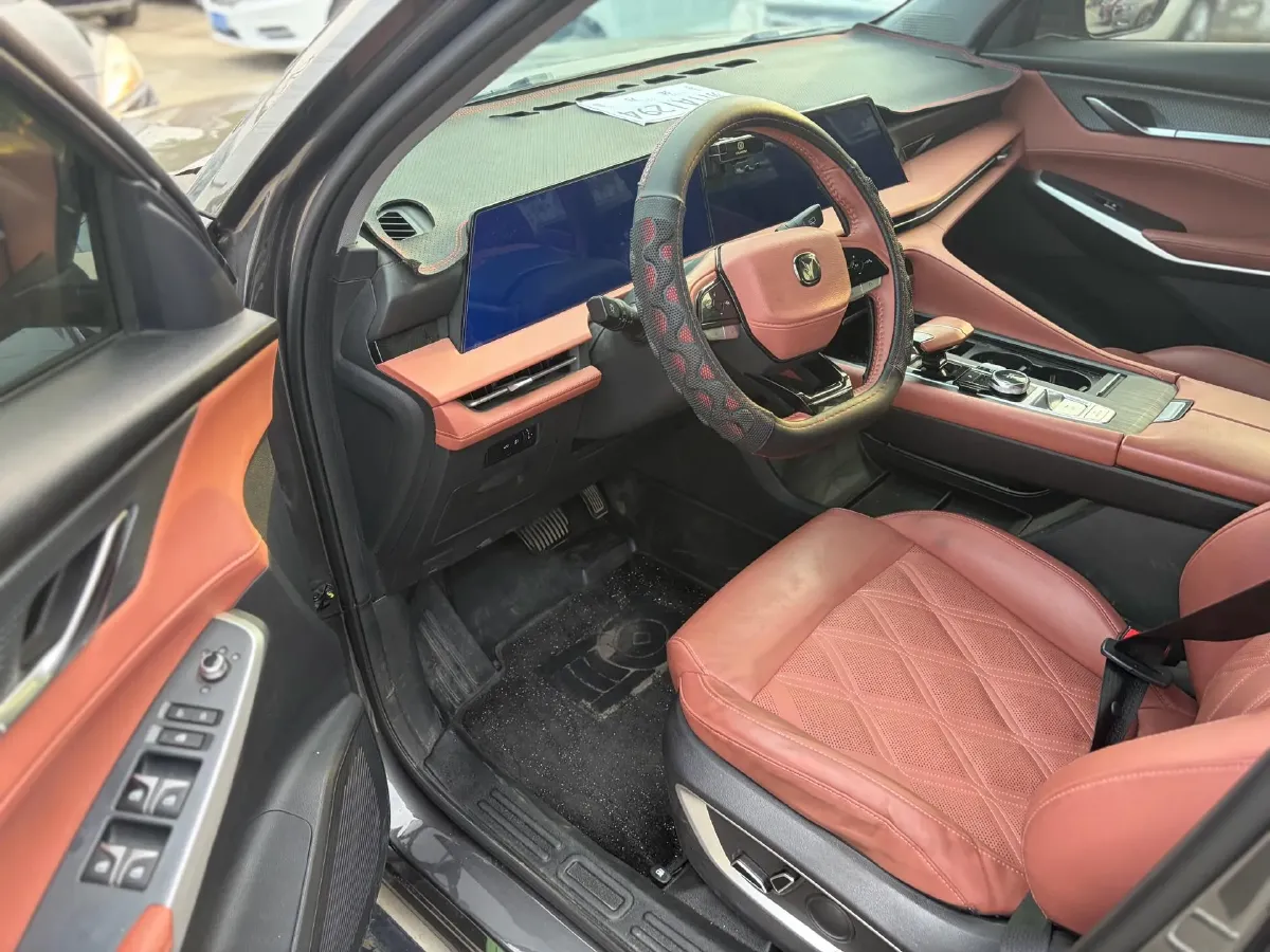 2023 ChangAn CS75 Plus 1.5T 188HP L4 8AT,autocango,china used car exporter,china ev exporter,chinese used car exporter,chinese used ev exporter