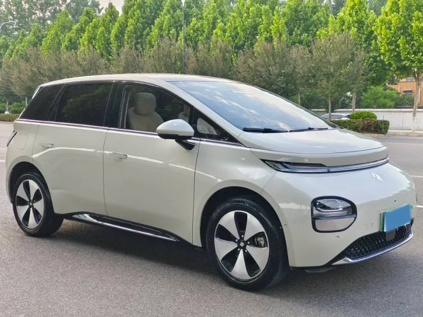 2023 BaoJun Cloud BEV 50.6KWH,autocango,china used car exporter,china ev exporter,chinese used car exporter,chinese used ev exporter