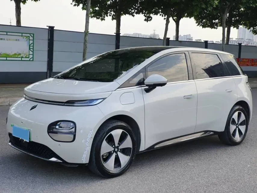 2023 BaoJun Cloud BEV 50.6KWH,autocango,china used car exporter,china ev exporter,chinese used car exporter,chinese used ev exporter
