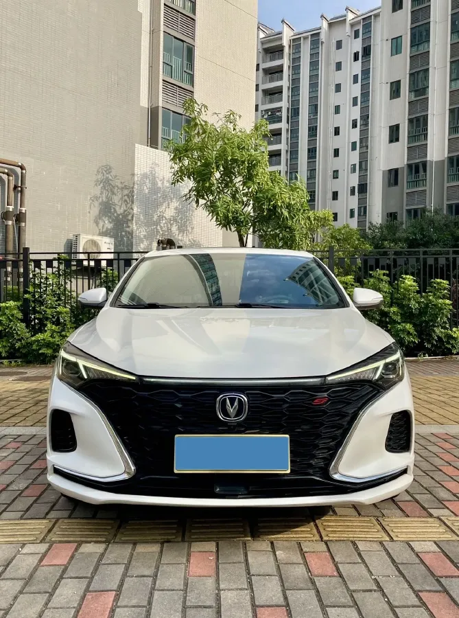 2021 ChangAn Eado 1.4T 160HP L4 7DCT,autocango,china used car exporter,china ev exporter,chinese used car exporter,chinese used ev exporter