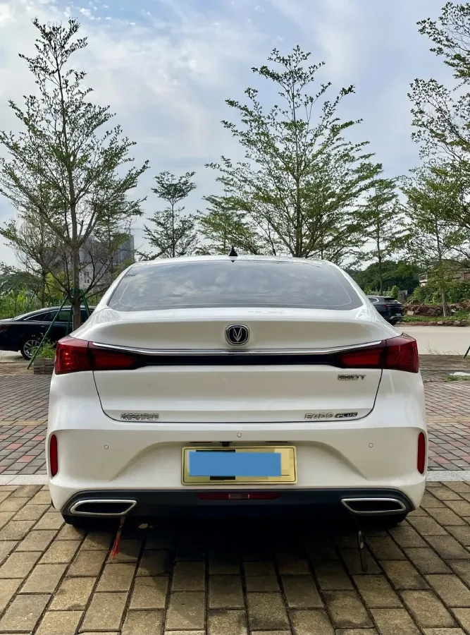 2021 ChangAn Eado 1.4T 160HP L4 7DCT,autocango,china used car exporter,china ev exporter,chinese used car exporter,chinese used ev exporter
