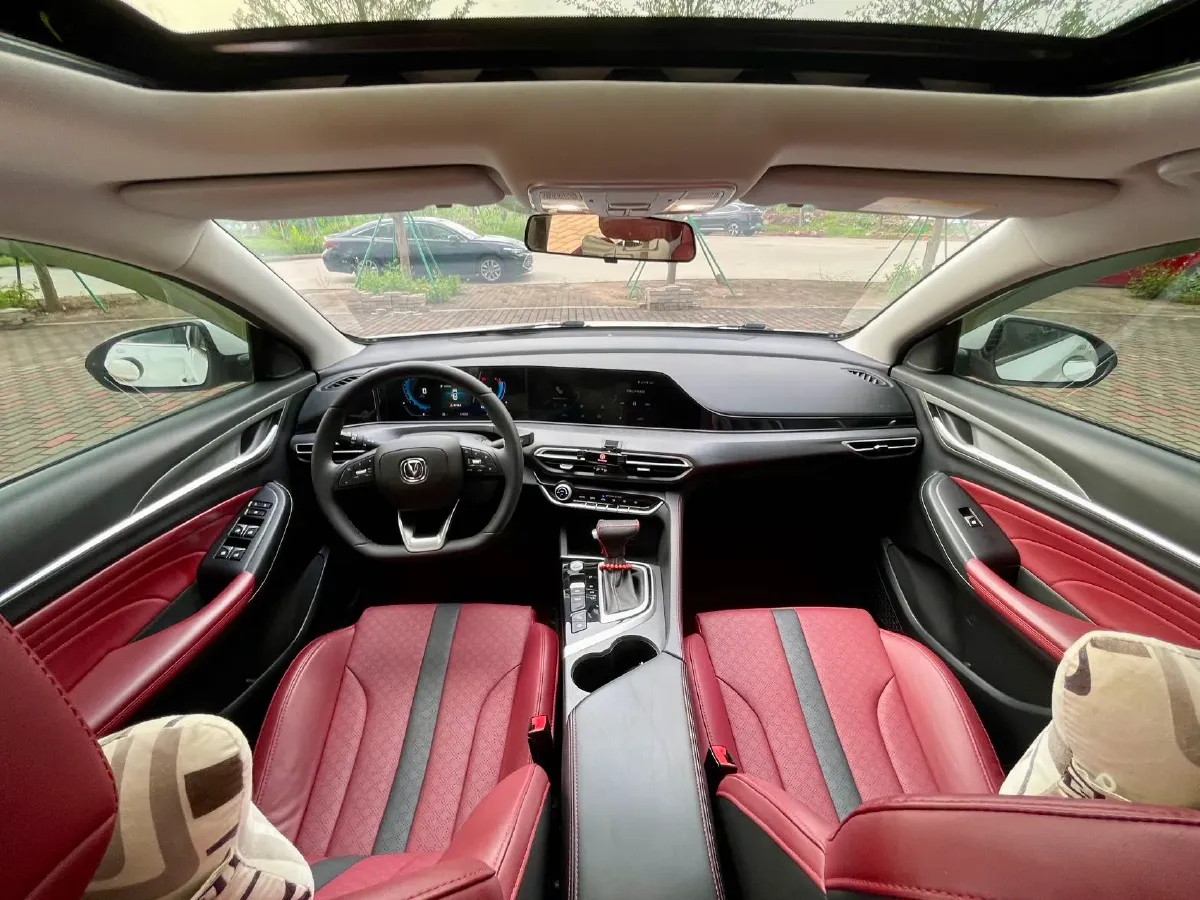 2021 ChangAn Eado 1.4T 160HP L4 7DCT,autocango,china used car exporter,china ev exporter,chinese used car exporter,chinese used ev exporter