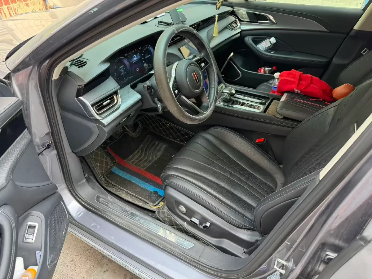2022 HongQi H5 1.8T 197HP L4 6AT,autocango,china used car exporter,china ev exporter,chinese used car exporter,chinese used ev exporter