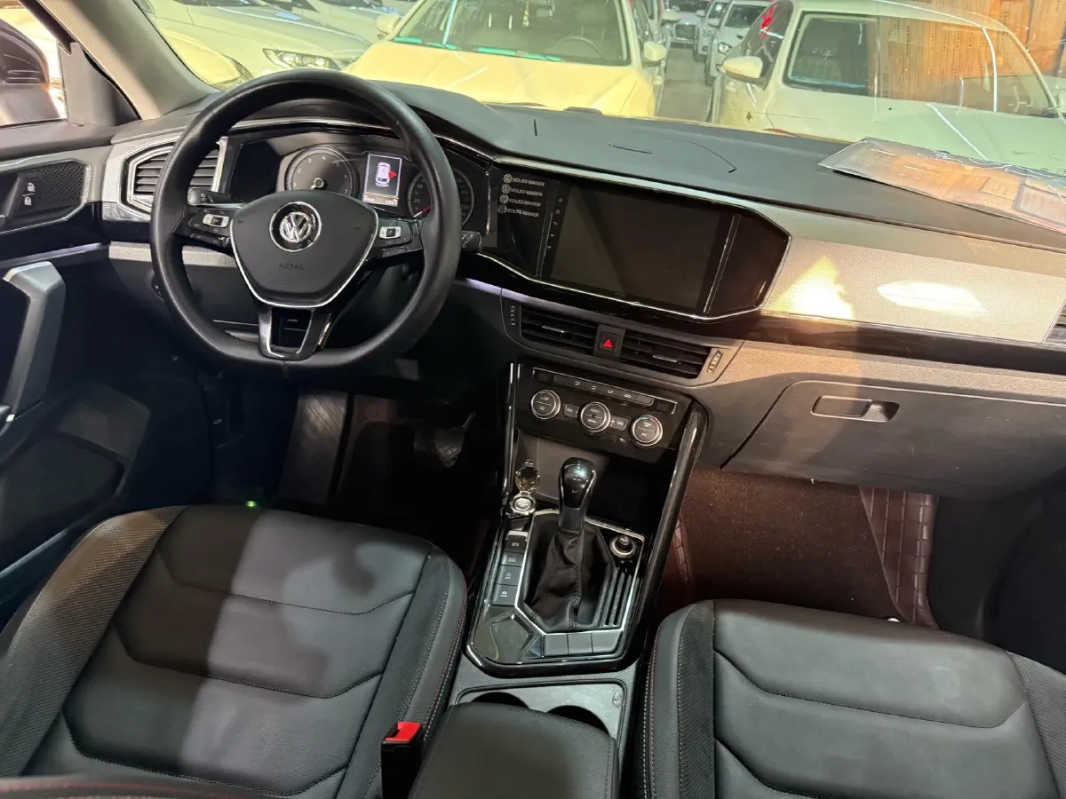 2019 Renault Koleos 2.0L 154HP L4 CVT,autocango,china used car exporter,china ev exporter,chinese used car exporter,chinese used ev exporter