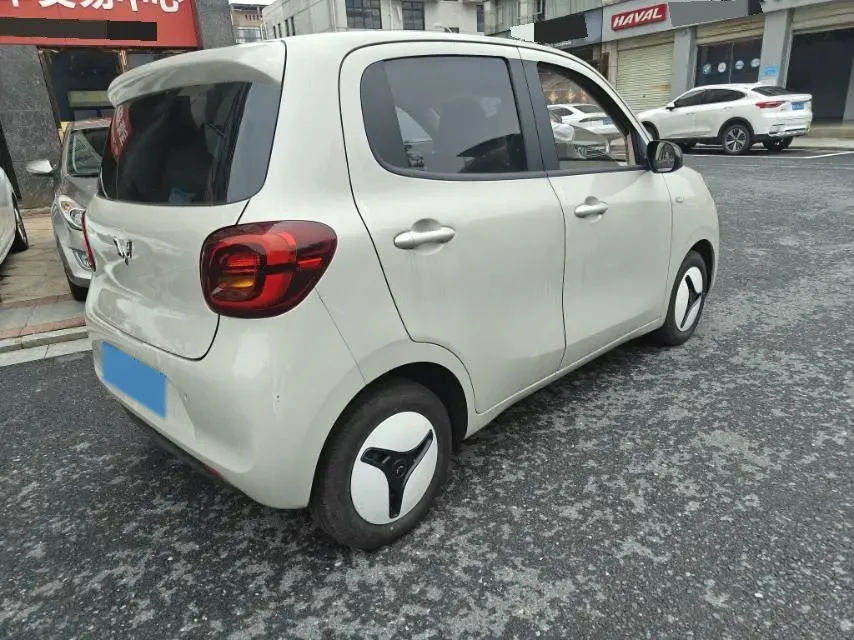 2025 WuLing HongGuang MINI EV BEV 16.2KWH,autocango,china used car exporter,china ev exporter,chinese used car exporter,chinese used ev exporter
