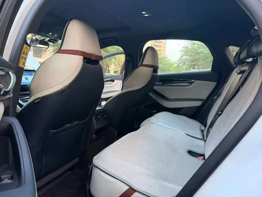 2021 Haval F7 1.5T 169HP L4 7DCT,autocango,china used car exporter,china ev exporter,chinese used car exporter,chinese used ev exporter