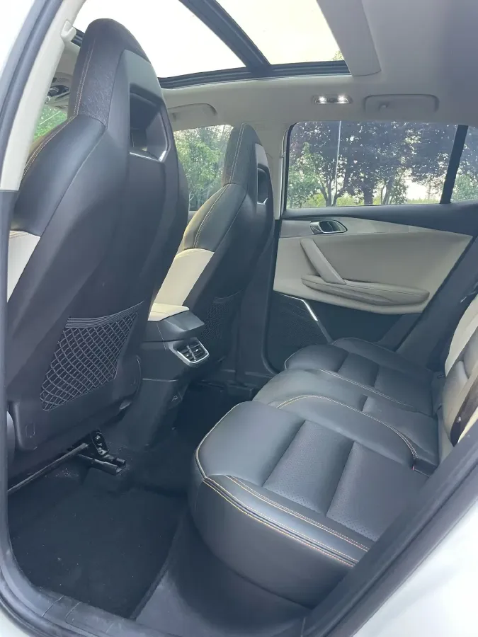 2020 LYNK&CO 06 1.5T 177HP L3 7DCT,autocango,china used car exporter,china ev exporter,chinese used car exporter,chinese used ev exporter