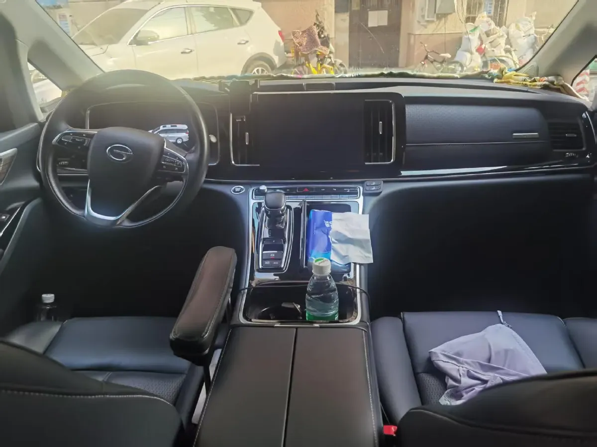 2021 GAC Trumpchi M8 2.0T 252HP L4 8AT,autocango,china used car exporter,china ev exporter,chinese used car exporter,chinese used ev exporter