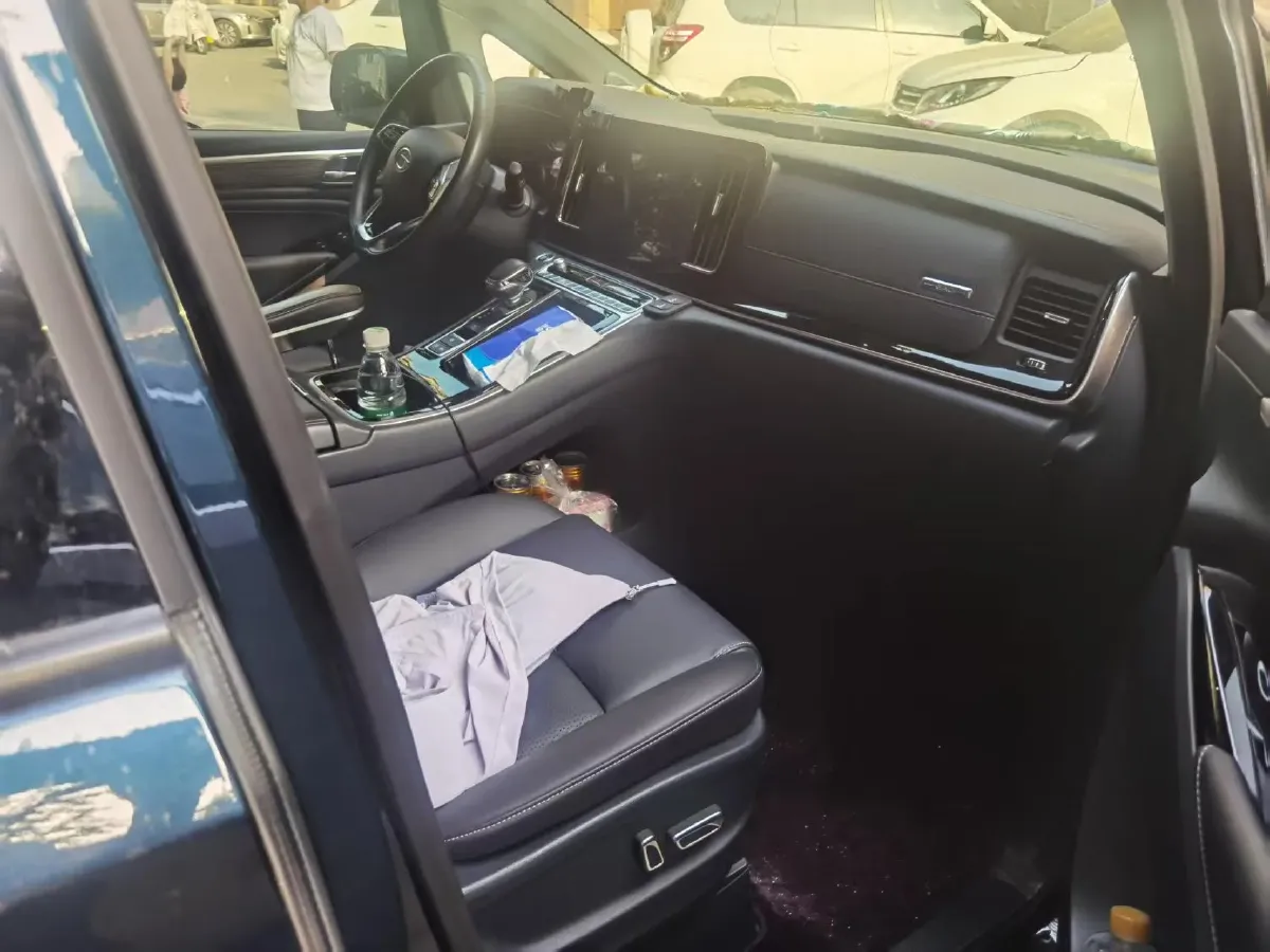 2021 GAC Trumpchi M8 2.0T 252HP L4 8AT,autocango,china used car exporter,china ev exporter,chinese used car exporter,chinese used ev exporter
