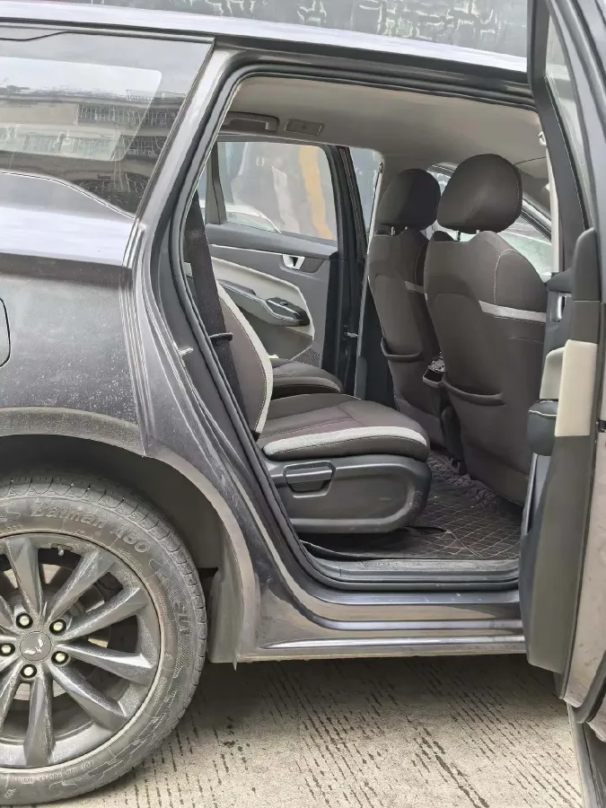 2020 WuLing KaiJie 1.5T 147HP L4 6MT,autocango,china used car exporter,china ev exporter,chinese used car exporter,chinese used ev exporter