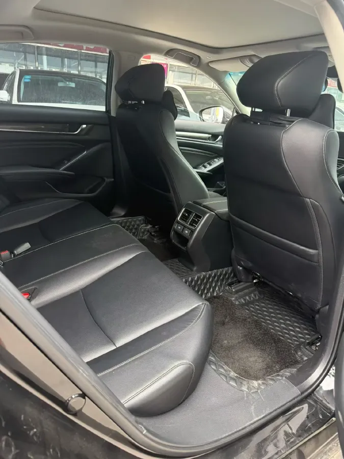 2022 Honda Accord 1.5T 194HP L4 CVT,autocango,china used car exporter,china ev exporter,chinese used car exporter,chinese used ev exporter