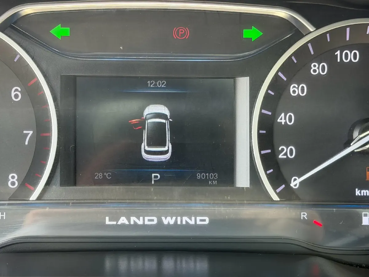 2018 Landwind X7 1.5T 163HP L4 8AT,autocango,china used car exporter,china ev exporter,chinese used car exporter,chinese used ev exporter