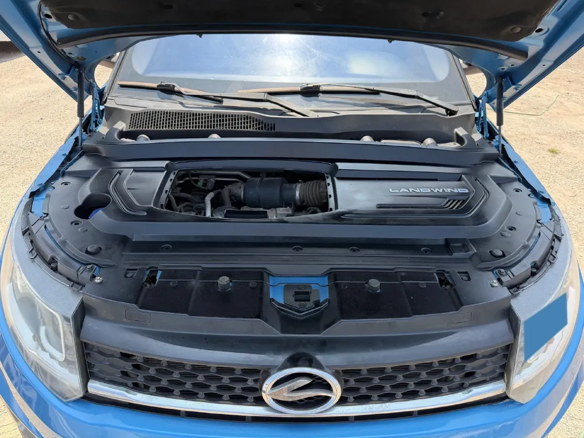 2018 Landwind X7 1.5T 163HP L4 8AT,autocango,china used car exporter,china ev exporter,chinese used car exporter,chinese used ev exporter