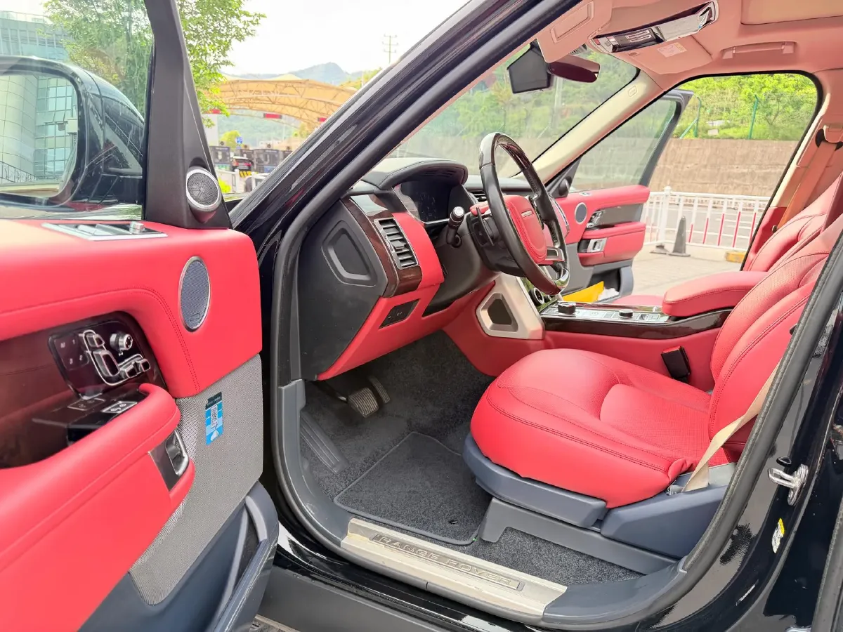 2019 Land Rover Range Rover 3.0T 381HP V6 8AT,autocango,china used car exporter,china ev exporter,chinese used car exporter,chinese used ev exporter