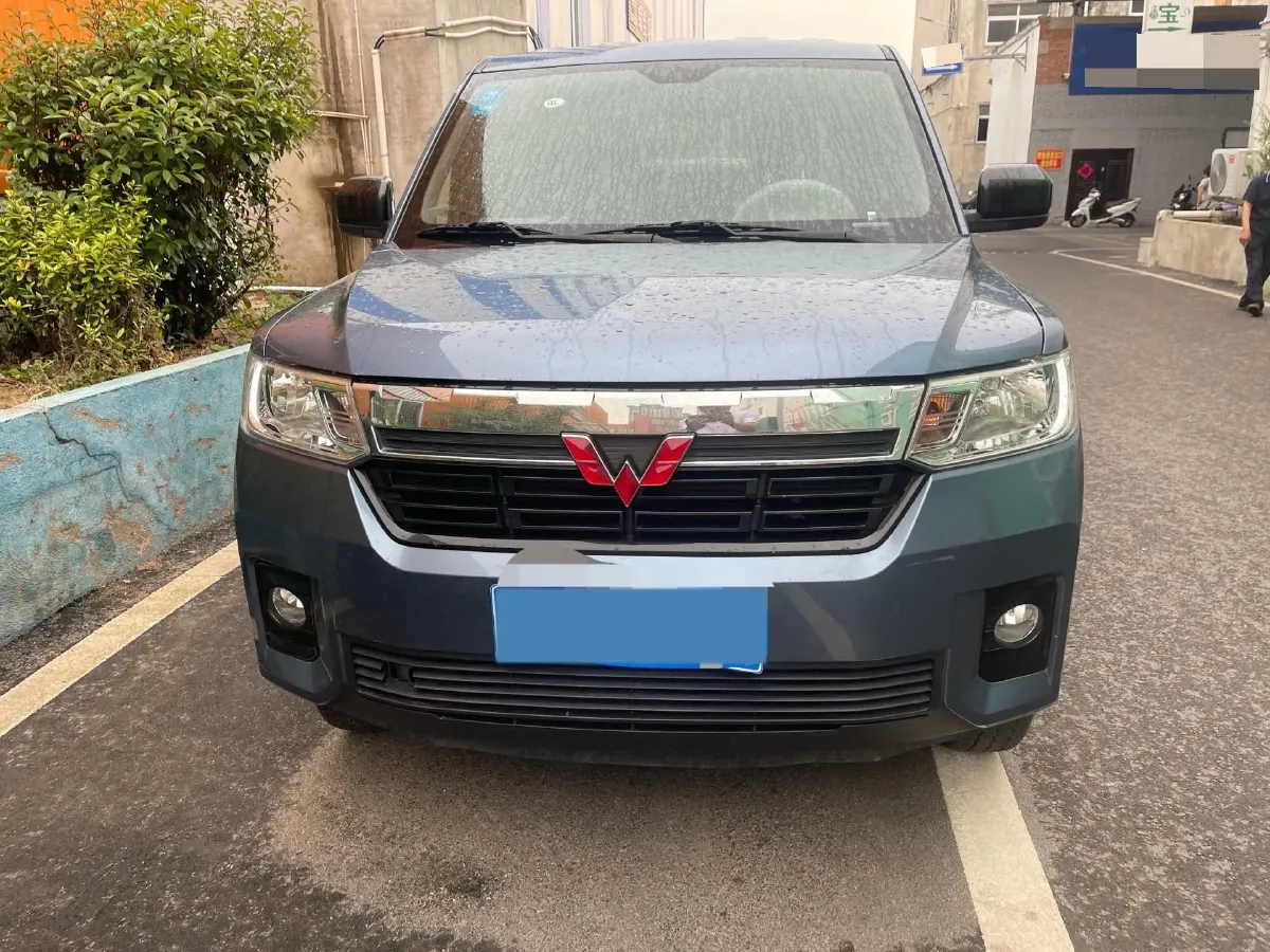 2021 WuLing ZhentTu 1.5L 99HP L4 5MT,autocango,china used car exporter,china ev exporter,chinese used car exporter,chinese used ev exporter