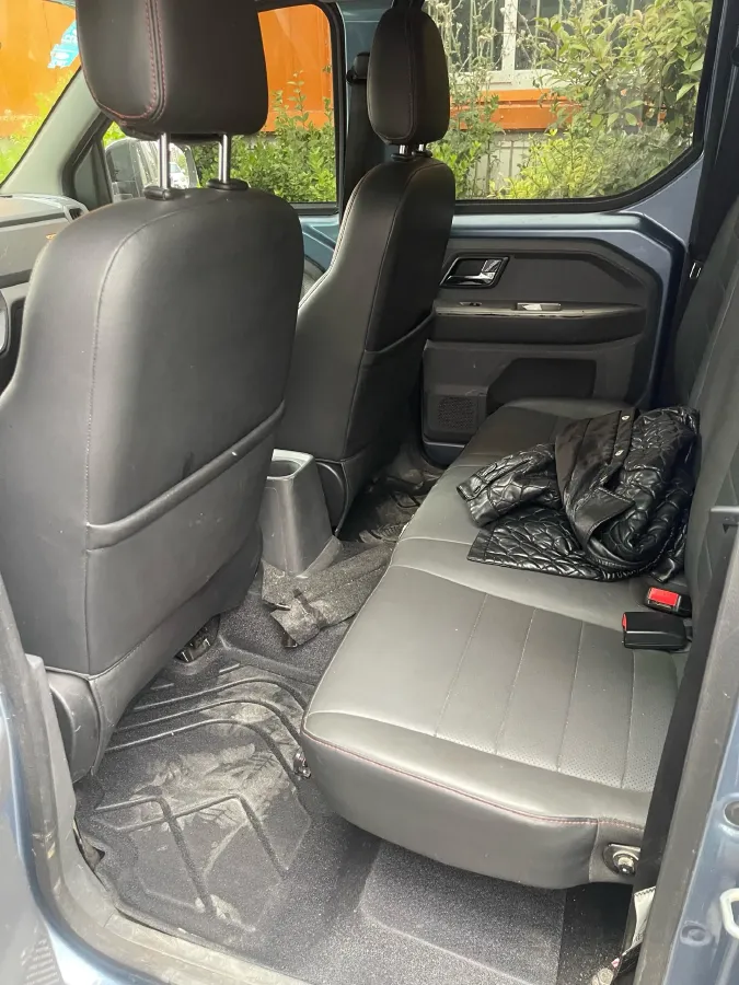 2021 WuLing ZhentTu 1.5L 99HP L4 5MT,autocango,china used car exporter,china ev exporter,chinese used car exporter,chinese used ev exporter