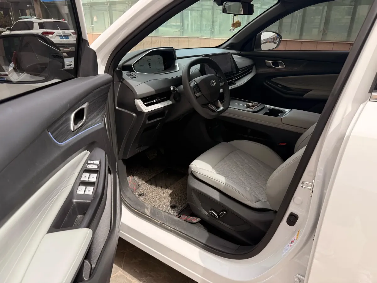 2025 ChangAn QiYuan Q05 Classic 1.5L 98HP L4 E-CVT PHEV 18.4KWH,autocango,china used car exporter,china ev exporter,chinese used car exporter,chinese used ev exporter