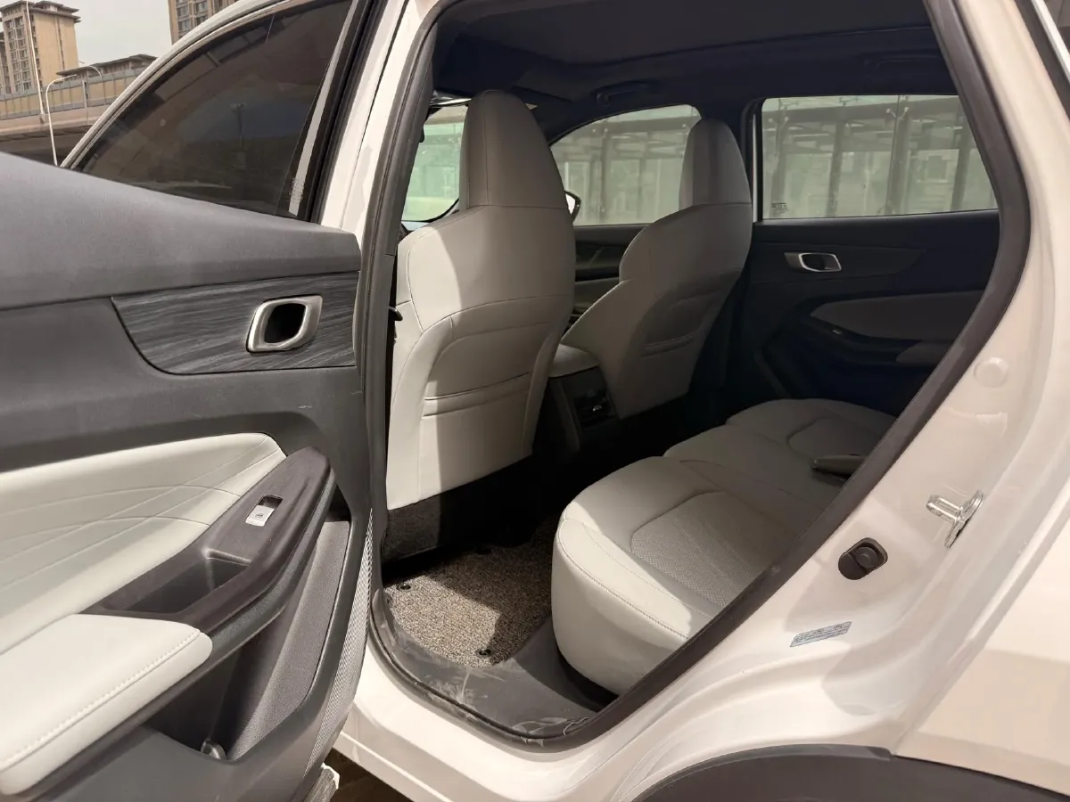 2025 ChangAn QiYuan Q05 Classic 1.5L 98HP L4 E-CVT PHEV 18.4KWH,autocango,china used car exporter,china ev exporter,chinese used car exporter,chinese used ev exporter