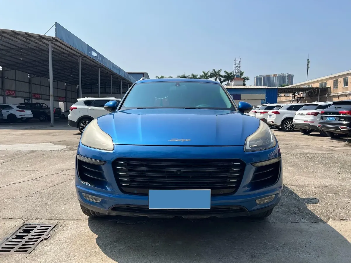 2017 Zotye SR9 2.0T 190HP L4 5MT,autocango,china used car exporter,china ev exporter,chinese used car exporter,chinese used ev exporter