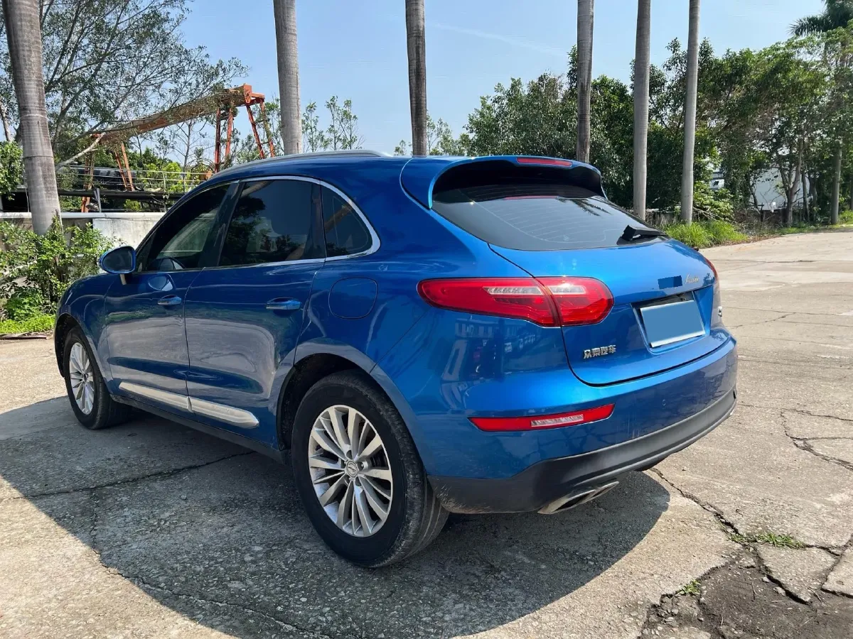 2017 Zotye SR9 2.0T 190HP L4 5MT,autocango,china used car exporter,china ev exporter,chinese used car exporter,chinese used ev exporter