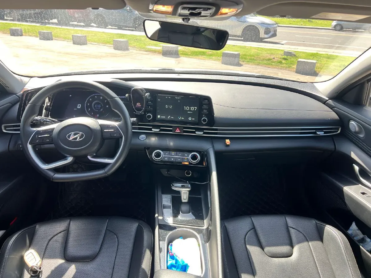 2022 Hyundai Elantra 1.5L 115HP L4 CVT,autocango,china used car exporter,china ev exporter,chinese used car exporter,chinese used ev exporter