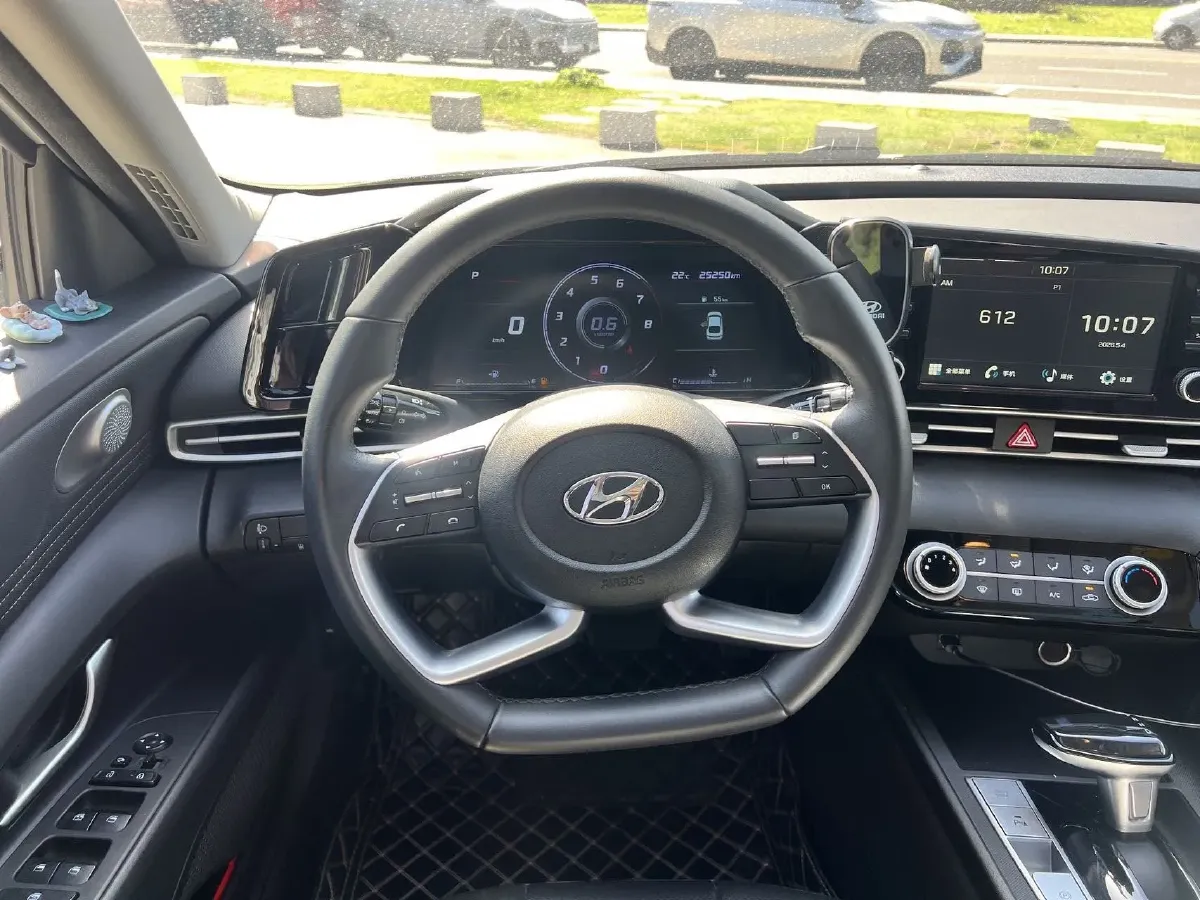 2022 Hyundai Elantra 1.5L 115HP L4 CVT,autocango,china used car exporter,china ev exporter,chinese used car exporter,chinese used ev exporter