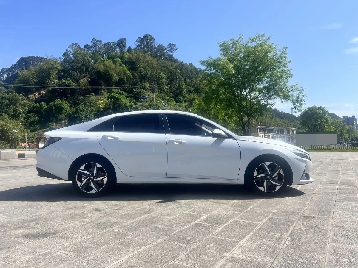 2022 Hyundai Elantra 1.5L 115HP L4 CVT,autocango,china used car exporter,china ev exporter,chinese used car exporter,chinese used ev exporter
