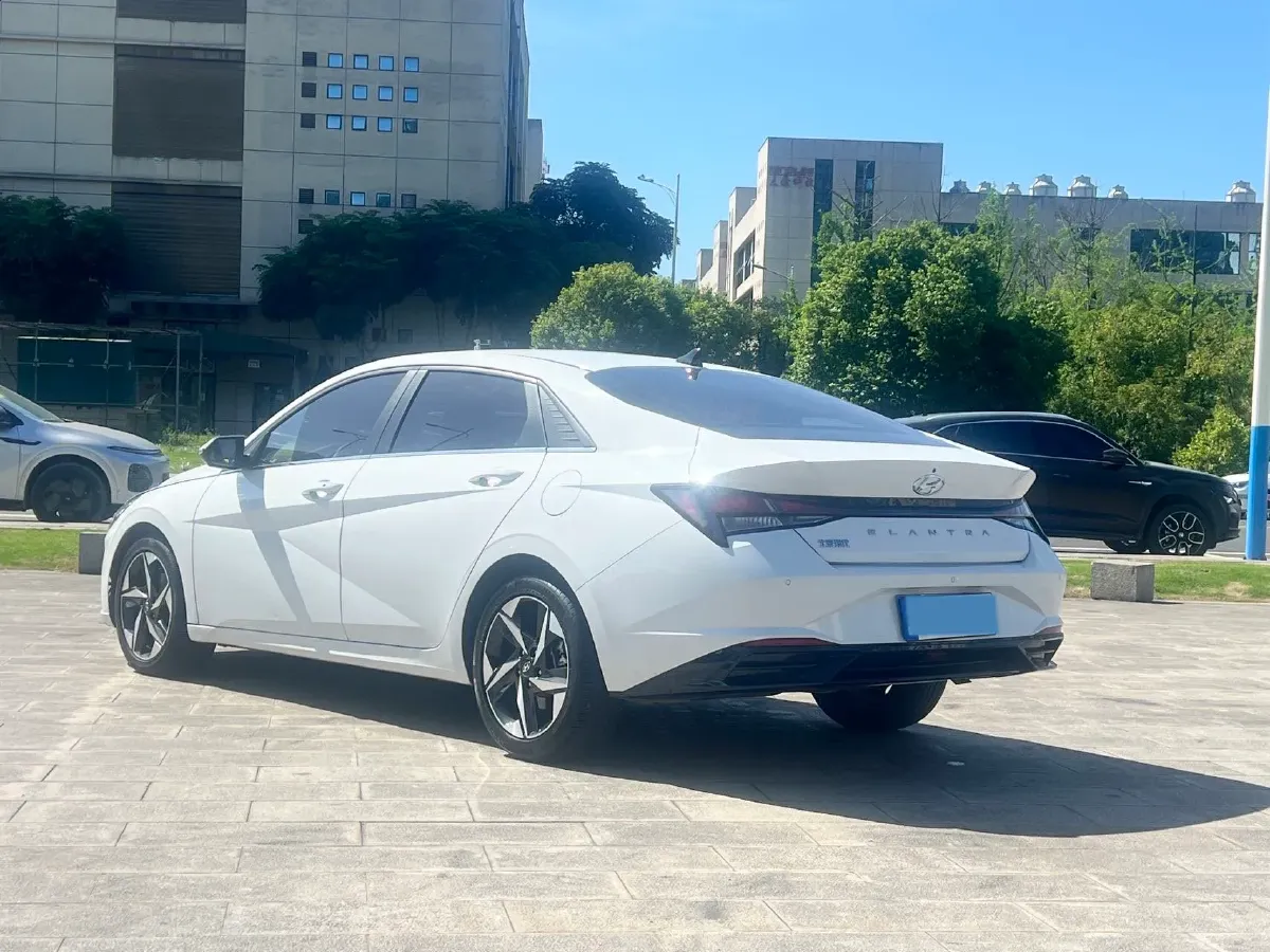 2022 Hyundai Elantra 1.5L 115HP L4 CVT,autocango,china used car exporter,china ev exporter,chinese used car exporter,chinese used ev exporter