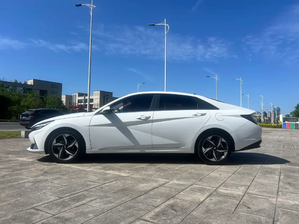 2022 Hyundai Elantra 1.5L 115HP L4 CVT,autocango,china used car exporter,china ev exporter,chinese used car exporter,chinese used ev exporter