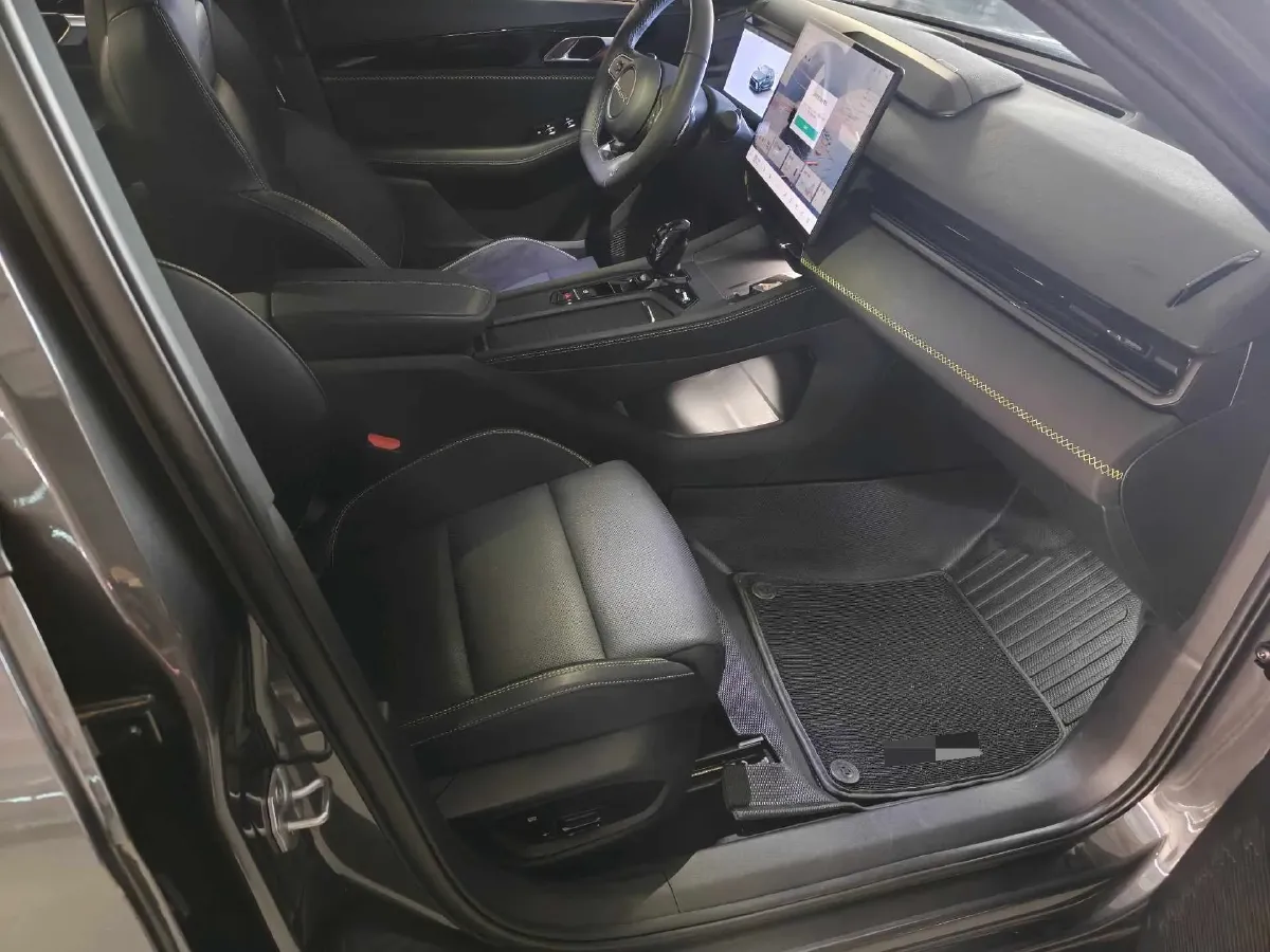 2025 LYNK&CO 03 2.0T 254HP L4 7DCT,autocango,china used car exporter,china ev exporter,chinese used car exporter,chinese used ev exporter