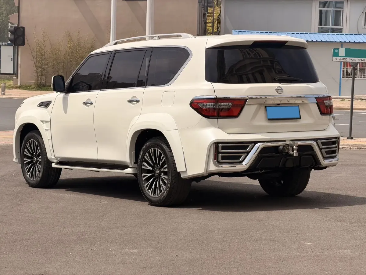2018 Nissan Patrol 4.0L 279HP V6 7AT,autocango,china used car exporter,china ev exporter,chinese used car exporter,chinese used ev exporter