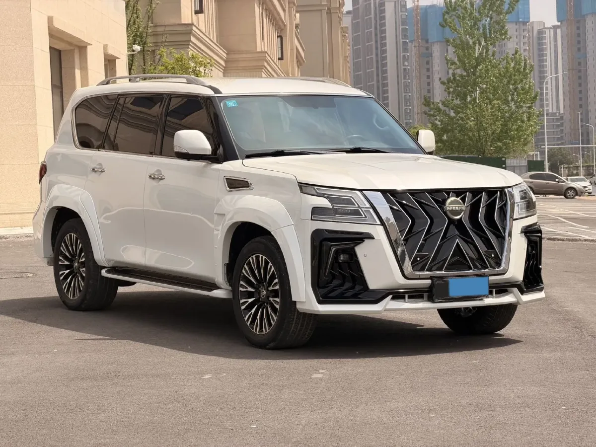 2018 Nissan Patrol 4.0L 279HP V6 7AT,autocango,china used car exporter,china ev exporter,chinese used car exporter,chinese used ev exporter