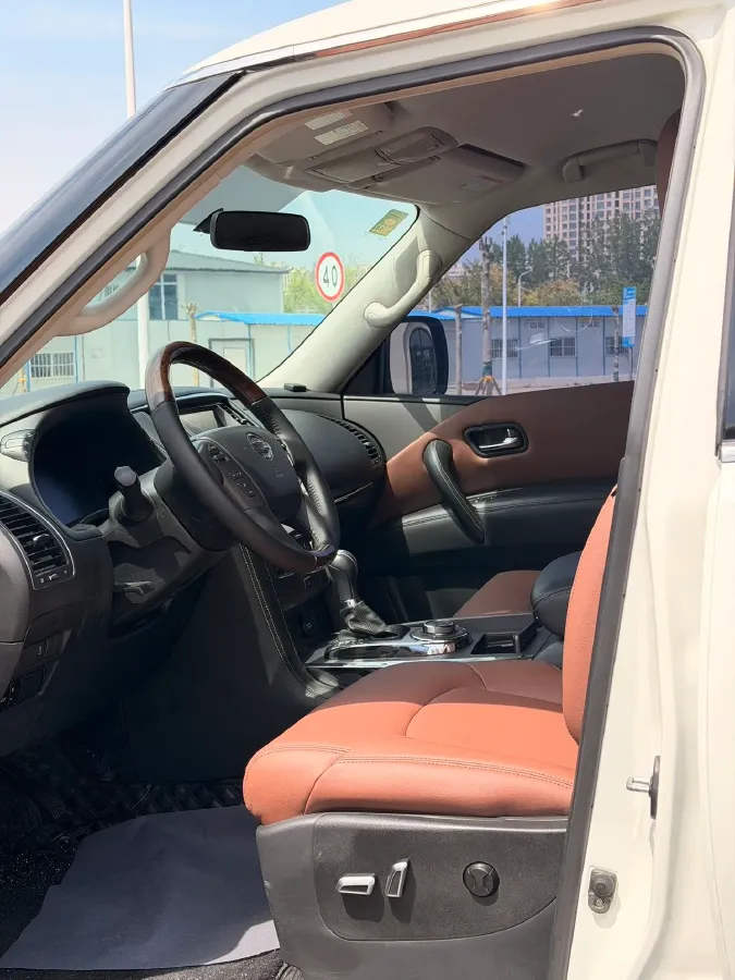 2018 Nissan Patrol 4.0L 279HP V6 7AT,autocango,china used car exporter,china ev exporter,chinese used car exporter,chinese used ev exporter