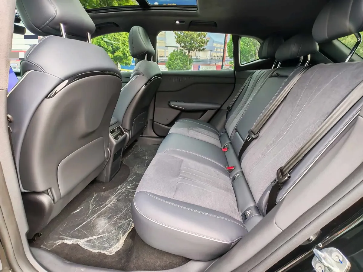 2024 Voyah ZhiYin BEV 77KWH,autocango,china used car exporter,china ev exporter,chinese used car exporter,chinese used ev exporter