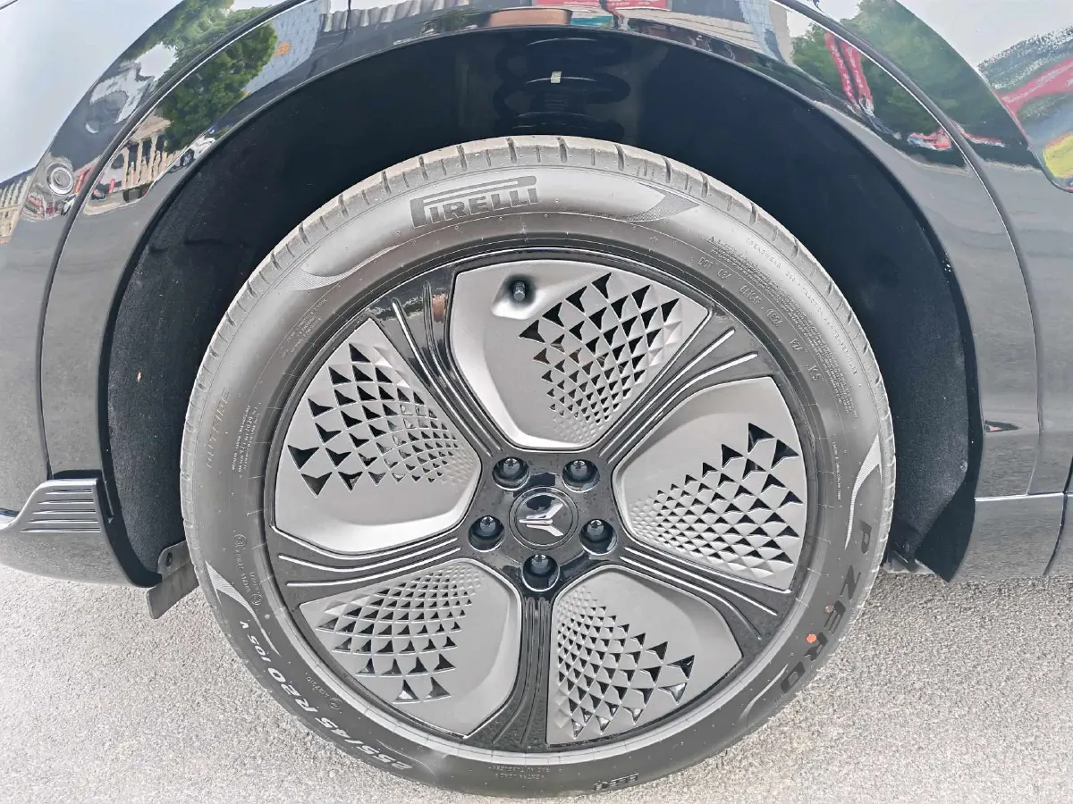 2024 Voyah ZhiYin BEV 77KWH,autocango,china used car exporter,china ev exporter,chinese used car exporter,chinese used ev exporter